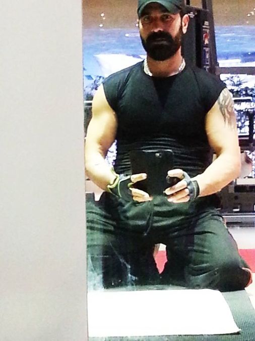 Masör Kaya, 42, Istanbul, Turkey