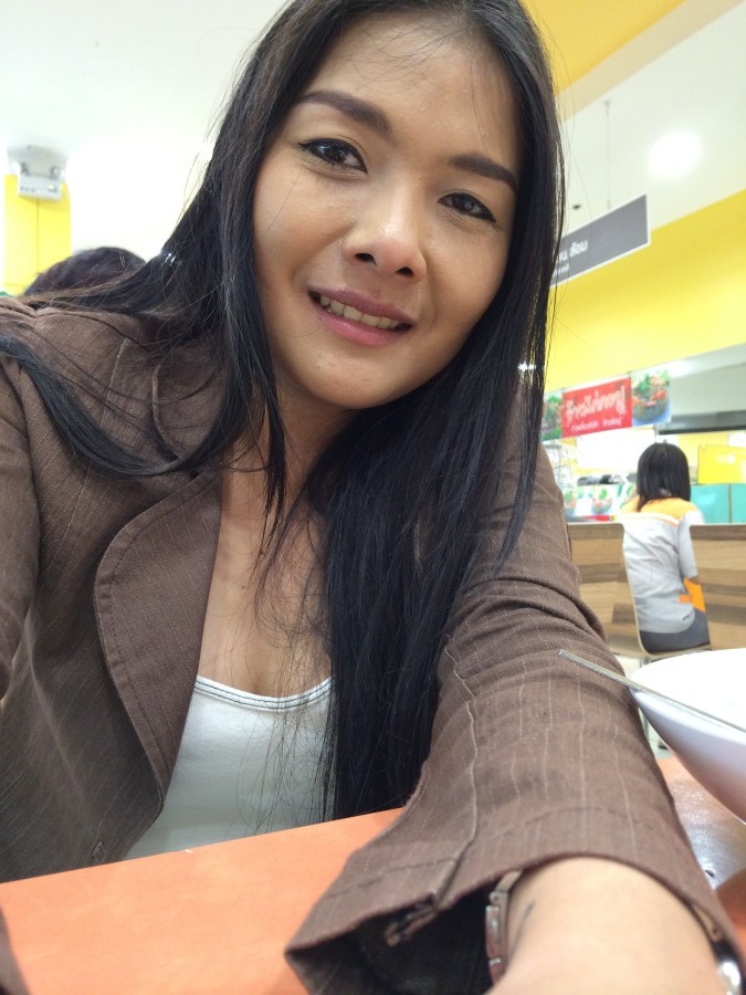 Buatong, 40, Bangkok, Thailand