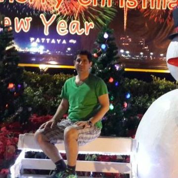 kazem, 45, Las Vegas, United States