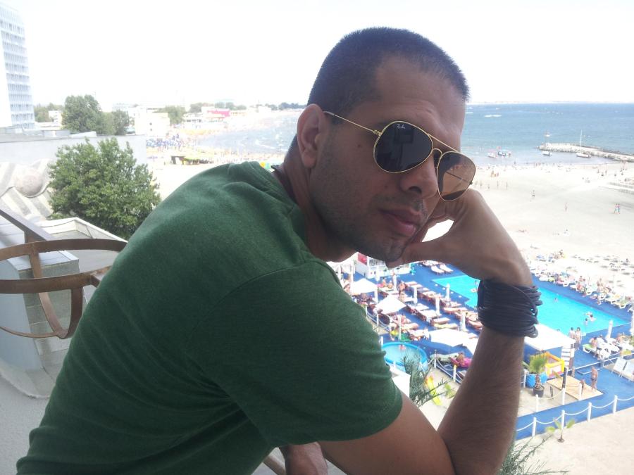 NIRO, 48, Tel Aviv, Israel