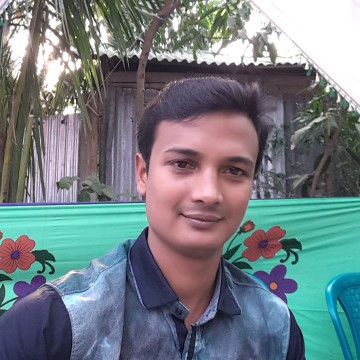 Shaparan, 36, Dhaka, Bangladesh