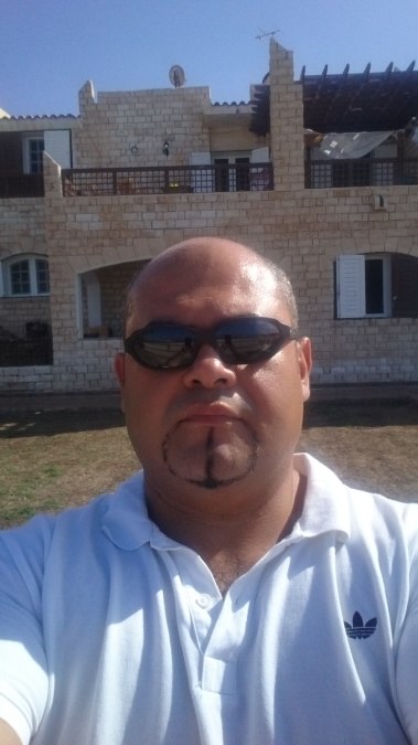 Dr.Ahmed, 48, Jeddah, Saudi Arabia