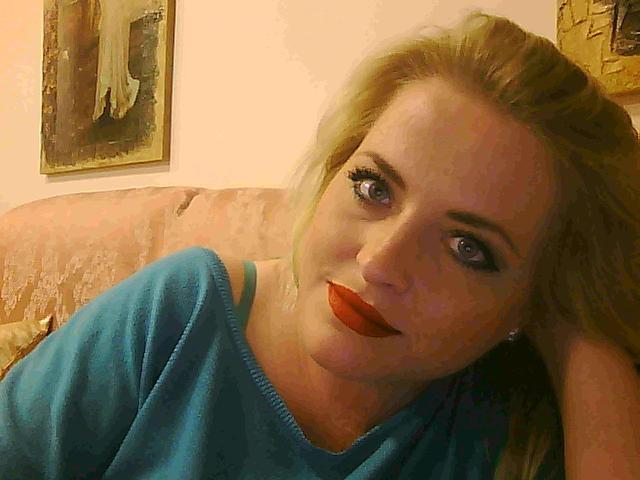 Victoria Olaru, 38, Tel Aviv, Israel