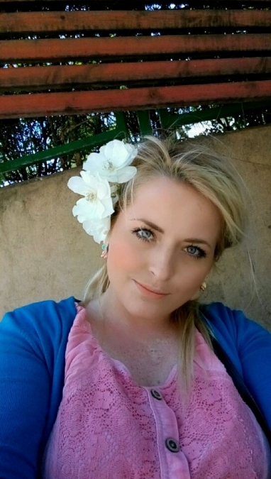 Victoria Olaru, 38, Tel Aviv, Israel