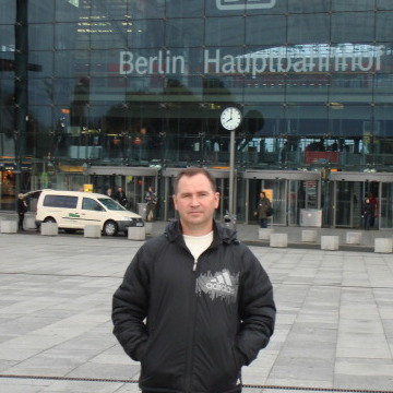 Andrei Puzin, 57, Brest, Belarus