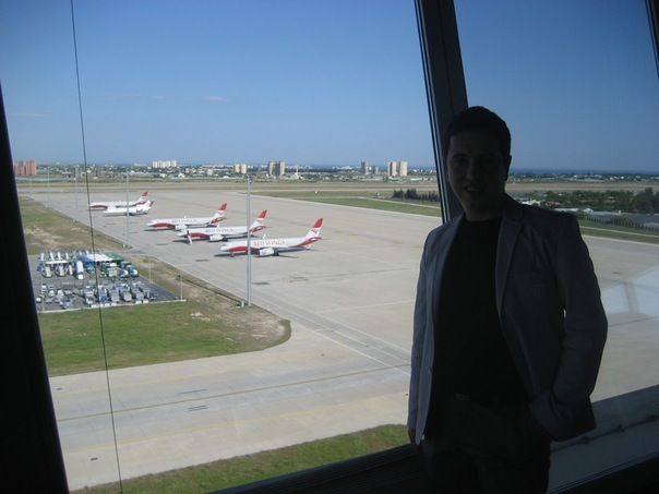 Ugur, 40, Antalya, Turkey