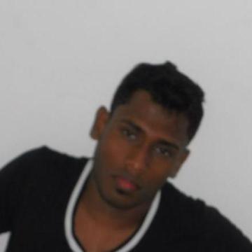 Zaharan, 35, Dubai, United Arab Emirates