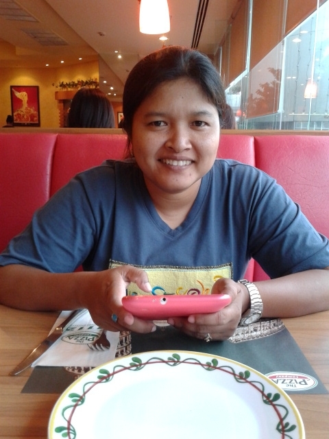 Thipkeasorn Kaewkhao, 45, Kanchanadit, Thailand