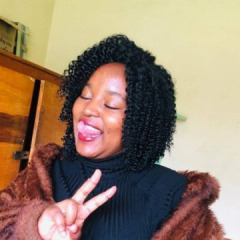 Thandeka, 26, Bulawayo, Zimbabwe