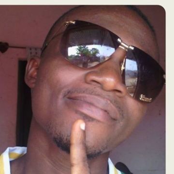 remy, 37, Cotonou, Benin