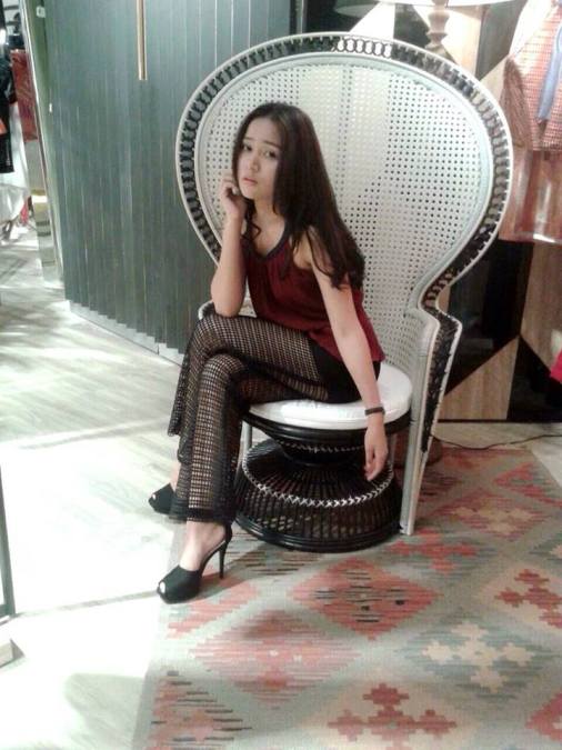 Nut Arthittaya, 29, Bangkok Yai, Thailand