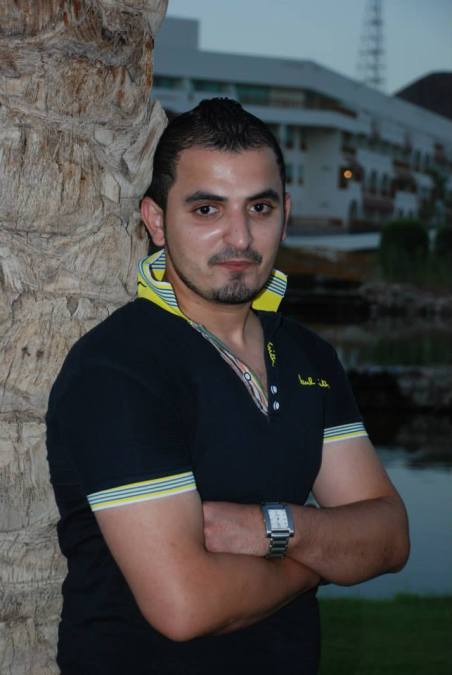 mahmoud, 40, Cairo, Egypt