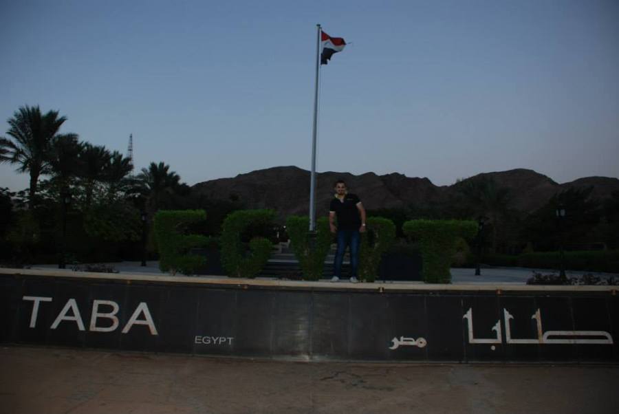 mahmoud, 40, Cairo, Egypt