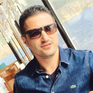 Özkan, 45, Izmir, Turkey