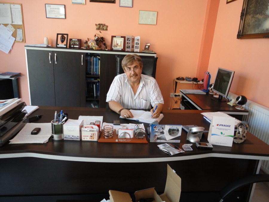 alone, 64, Istanbul, Turkey