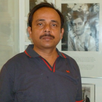 Jitender Gond, 57, Calcutta, India