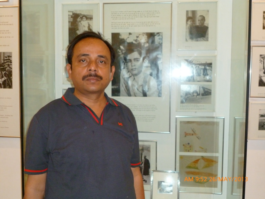 Jitender Gond, 57, Calcutta, India