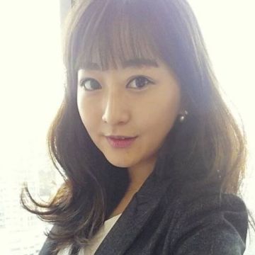 Arina Kim, 40, Pusan, South Korea