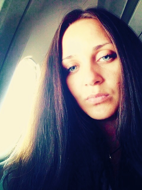 Diana, 98, Mariupol', Ukraine