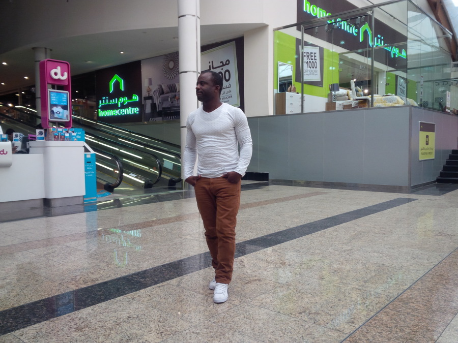 Taiwo, 48, Dubai, United Arab Emirates