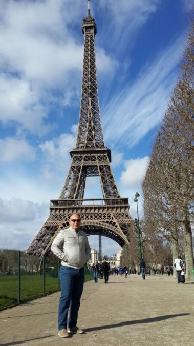 Issa, 47, Basrah, Iraq