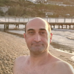 Selam, 47, Izmir, Turkey