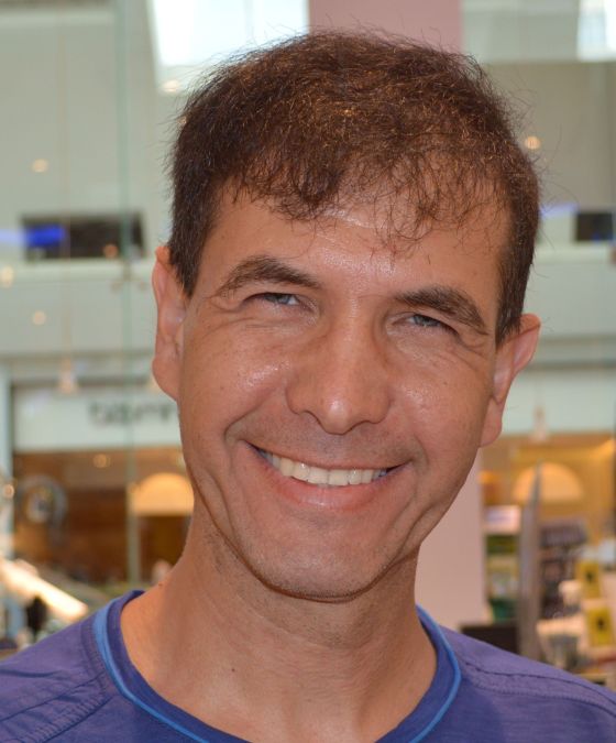 julio, 55, Curitiba, Brazil