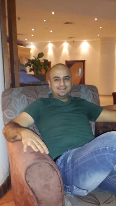 Moutasem, 47, Ar Ruwaidah, Saudi Arabia