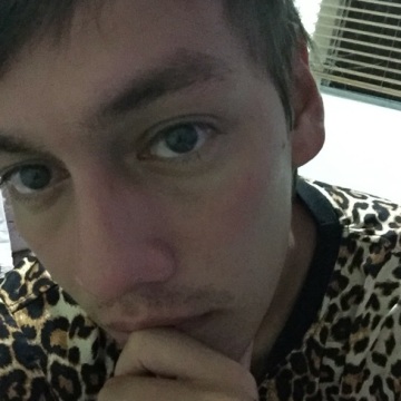 Charles Fuentes, 32, Guayaquil, Ecuador