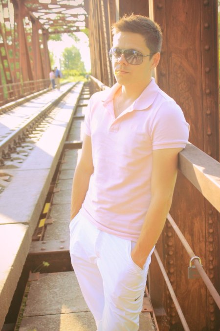 Dimas, 37, Mississauga Beach, Canada