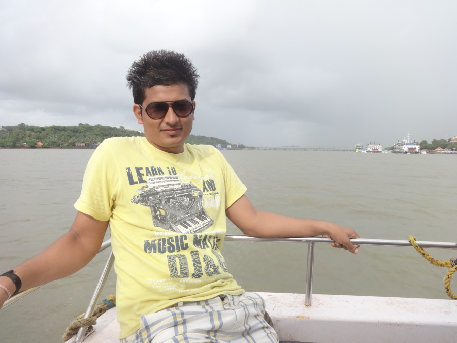 ANIL, 36, Ni Dilli, India