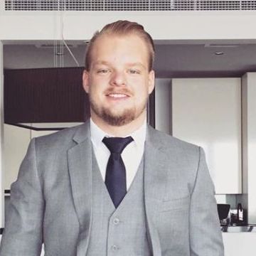 Richard Kennedy, 35, Dubai, United Arab Emirates