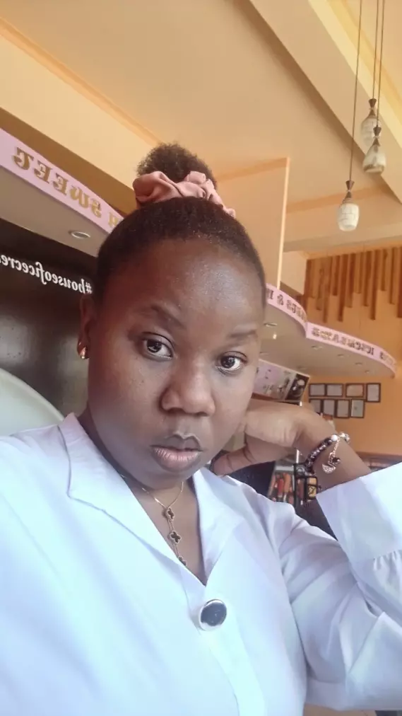 vigolorious, 26, Cranbourne South, Australia