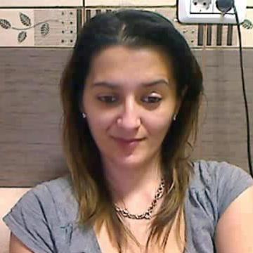 morgan, 43, Fribourg, Switzerland