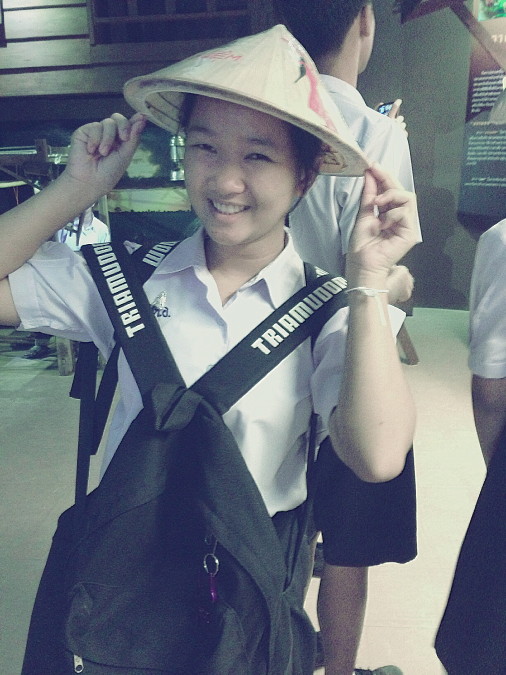 Faii Khemupsorn, 29, Sawang Daen Din, Thailand