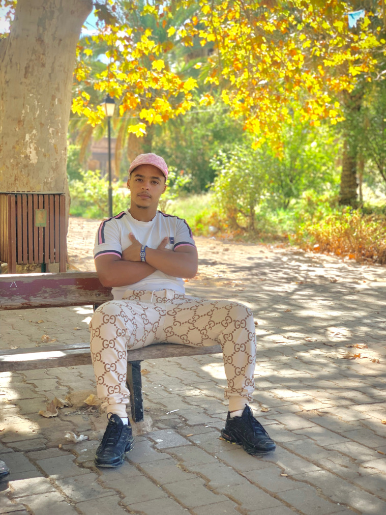 isaac, 20, Oran, Algeria