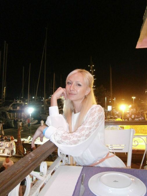 Александра, 37, Kiev, Ukraine