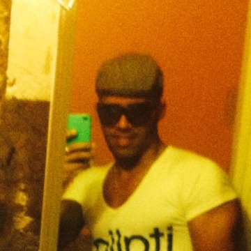 DANIEL SARABASA , 35, La Habana, Cuba