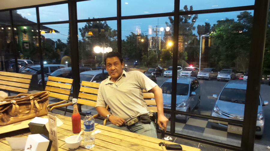 Wibisono Jack, 52, Semarang, Indonesia
