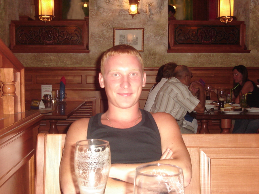 Oleg, 37, Odesa, Ukraine