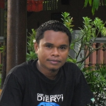 Herminio, 39, Quanzhou, China