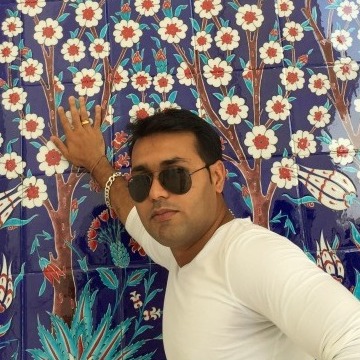 Gaurav, 37, Dubai, United Arab Emirates