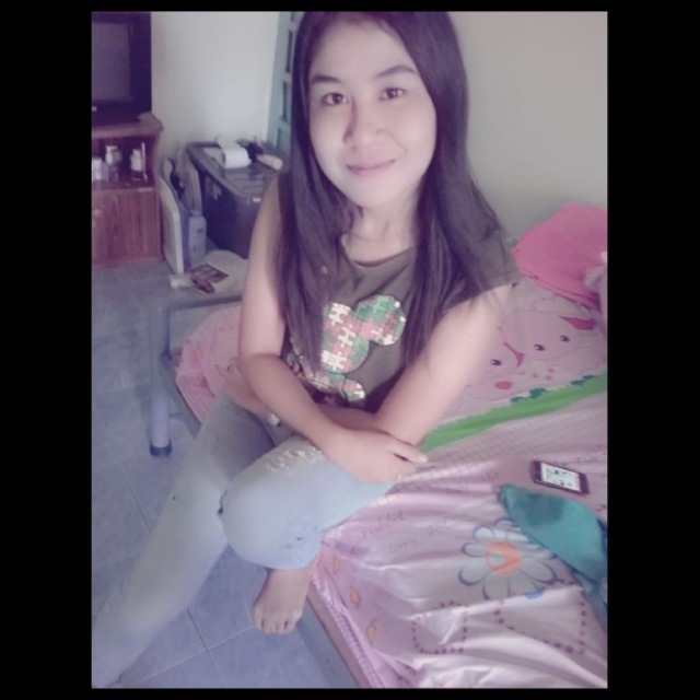 Hong, 29, Tha Chana, Thailand