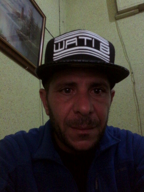 Mouloud Bejaia, 49, Bejaia, Algeria