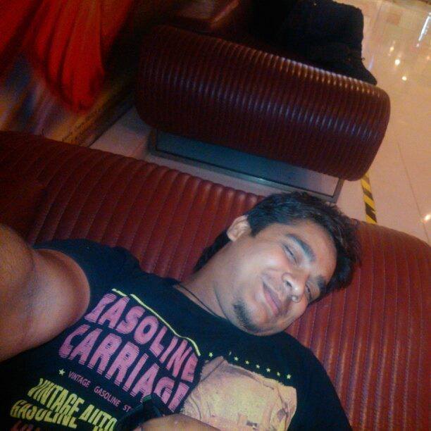 manoj chawla, 32, New Delhi, India