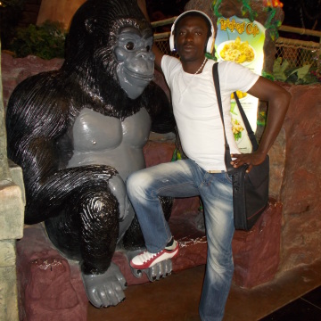 chibest uzo, 40, Dubai, United Arab Emirates