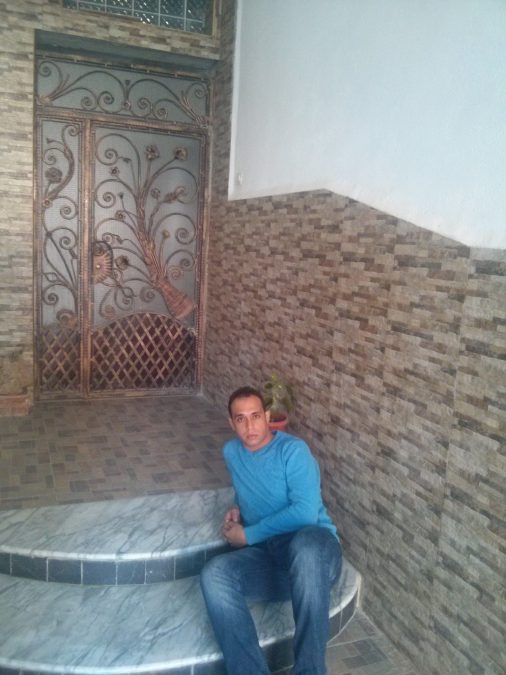 Leanne Paul, 40, Constantine, Algeria