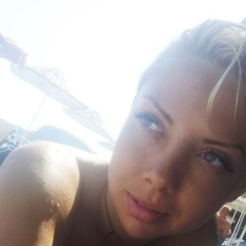 Svetlana Komagorova, 39, 