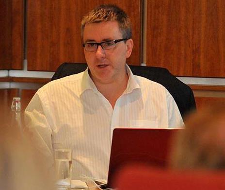 Mike Schmidtz, 60, Berlin, United States