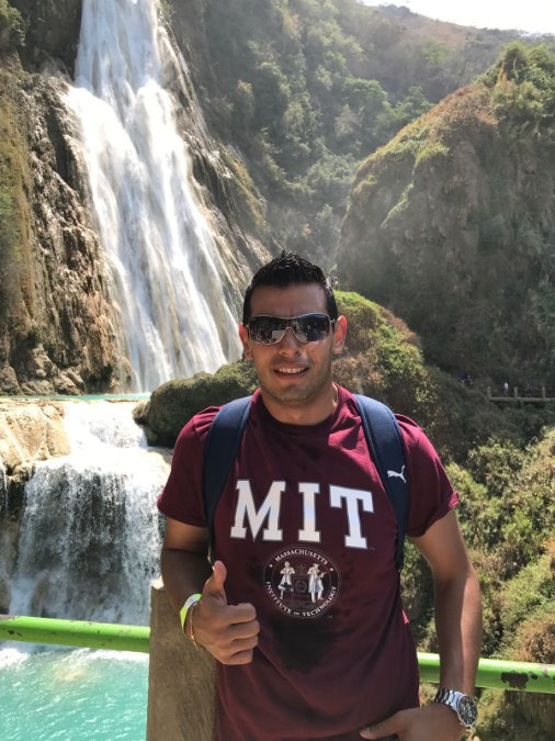 Emmanuel, 40, Guadalajara, Mexico